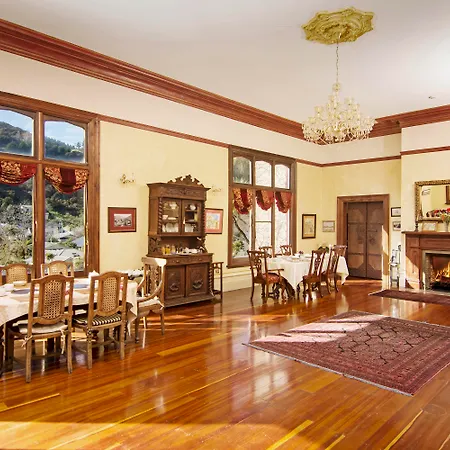 Boutique Hotel Warwick House-3